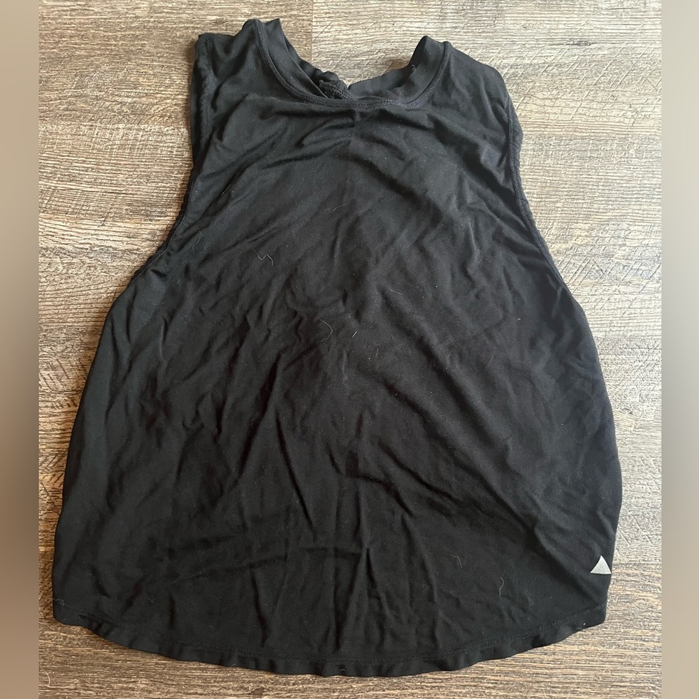 Balance athletica crop top